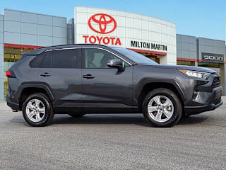 2020 Toyota RAV4 XLE 2T3W1RFV5LC055088 2020 Toyota RAV4 XLE