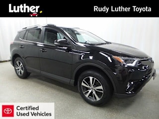 2018 Toyota RAV4 XLE 2T3RFREV7JW750622 2018 Toyota RAV4 XLE