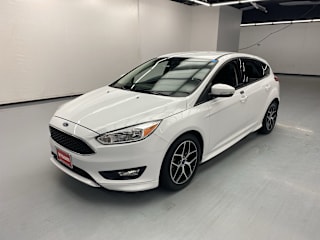 2016 Ford Focus SE 1FADP3K28GL289625 2016 Ford Focus SE