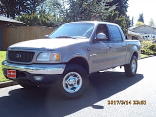 2001 Ford F-150 XLT 1FTRW08LX1KF49036 2001 Ford F-150 XLT