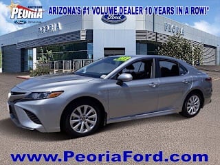 2019 Toyota Camry SE 4T1B11HK8KU242186 2019 Toyota Camry SE