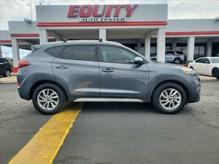 2017 Hyundai Tucson SE KM8J33A45HU482768 2017 Hyundai Tucson SE