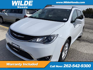 2018 Chrysler Pacifica Touring L 2C4RC1BG3JR312111 2018 Chrysler Pacifica Touring L