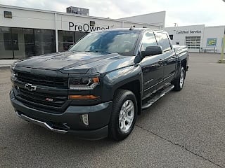 2017 Chevrolet Silverado 1500 LT 3GCUKREC2HG288761 2017 Chevrolet Silverado 1500 LT
