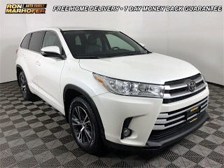 2018 Toyota Highlander LE Plus 5TDBZRFH7JS810692 2018 Toyota Highlander LE Plus