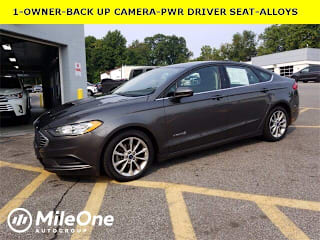 2017 Ford Fusion Hybrid SE 3FA6P0LU9HR138299 2017 Ford Fusion Hybrid SE