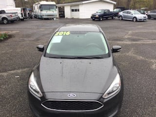 2016 Ford Focus SE 1FADP3F25GL200748 2016 Ford Focus SE