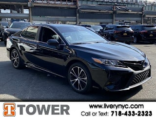 2020 Toyota Camry SE 4T1G11AK2LU982947 2020 Toyota Camry SE