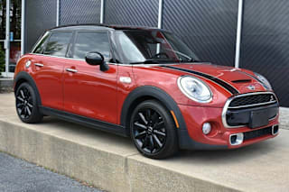 2017 MINI Hardtop 4 Door Cooper S WMWXU3C37H2F48751 2017 MINI Hardtop 4 Door Cooper S