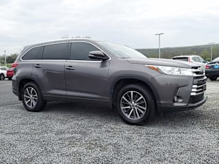 2017 Toyota Highlander XLE 5TDJZRFH9HS403446 2017 Toyota Highlander XLE
