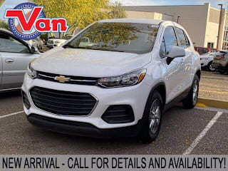 2020 Chevrolet Trax LS 3GNCJKSB3LL329438 2020 Chevrolet Trax LS