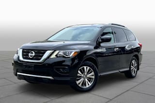 2018 Nissan Pathfinder S 5N1DR2MM7JC632179 2018 Nissan Pathfinder S