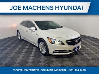 2018 Buick LaCrosse Essence 1G4ZP5SZ0JU133858 2018 Buick LaCrosse Essence