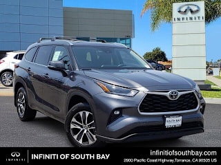 2021 Toyota Highlander XLE 5TDHZRBHXMS063156 2021 Toyota Highlander XLE