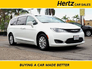 2019 Chrysler Pacifica Touring L 2C4RC1BG2KR655056 2019 Chrysler Pacifica Touring L
