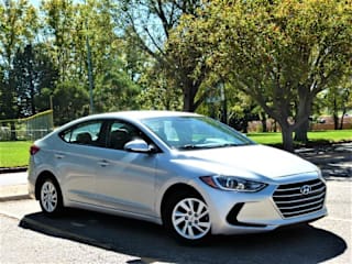 2017 Hyundai Elantra SE 5NPD74LF6HH151749 2017 Hyundai Elantra SE