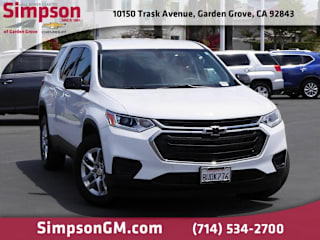 2021 Chevrolet Traverse LS 1GNERFKW2MJ133267 2021 Chevrolet Traverse LS