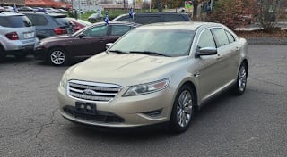 2010 Ford Taurus Limited 1FAHP2FW5AG118811 2010 Ford Taurus Limited