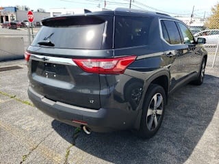 2018 Chevrolet Traverse LT Leather 1GNEVHKW2JJ156194 2018 Chevrolet Traverse LT Leather