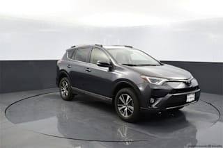 2018 Toyota RAV4 JTMRFREV4JJ734408 2018 Toyota RAV4