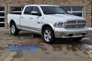 2018 Ram Pickup 1500 1C6RR7VT5JS107129 2018 Ram Pickup 1500