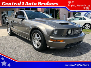 2005 Ford Mustang GT Deluxe 1ZVFT82H755200917 2005 Ford Mustang GT Deluxe