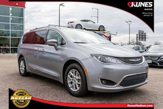 2020 Chrysler Pacifica Touring L 2C4RC1BG8LR130083 2020 Chrysler Pacifica Touring L