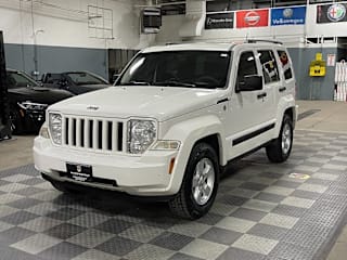 2009 Jeep Liberty Sport 1J8GN28K89W558585 2009 Jeep Liberty Sport