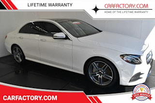2018 Mercedes-Benz E-Class E 300 WDDZF4JB8JA371390 2018 Mercedes-Benz E-Class E 300