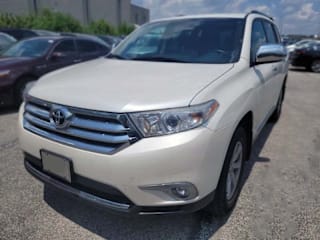 2013 Toyota Highlander Base 5TDBK3EHXDS212006 2013 Toyota Highlander Base