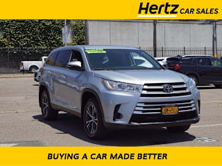 2019 Toyota Highlander LE 5TDBZRFH4KS964441 2019 Toyota Highlander LE