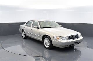 2010 Mercury Grand Marquis 2MEBM7FV4AX622059 2010 Mercury Grand Marquis