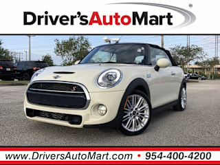 2018 MINI Convertible Cooper S WMWWG9C54J3C82614 2018 MINI Convertible Cooper S