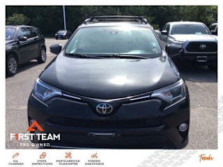 2018 Toyota RAV4 XLE 2T3RFREV7JW749048 2018 Toyota RAV4 XLE