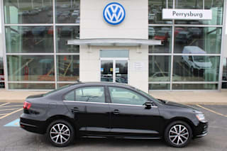 2018 Volkswagen Jetta 3VWDB7AJ3JM219137 2018 Volkswagen Jetta