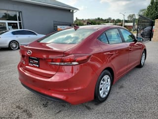 2017 Hyundai Elantra SE KMHD74LF1HU391535 2017 Hyundai Elantra SE