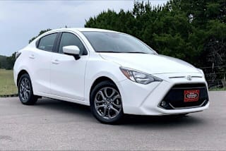 2020 Toyota Yaris LE 3MYDLBYV3LY703172 2020 Toyota Yaris LE