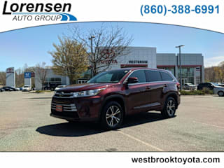 2018 Toyota Highlander LE 5TDBZRFH0JS841086 2018 Toyota Highlander LE
