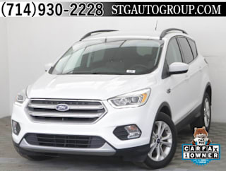 2017 Ford Escape SE 1FMCU0GD2HUC12196 2017 Ford Escape SE