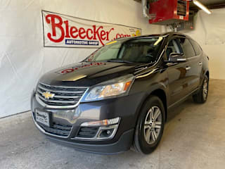 2016 Chevrolet Traverse LT 1GNKRHKD1GJ168013 2016 Chevrolet Traverse LT