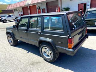 1996 Jeep Cherokee SE 1J4FT28S9TL296149 1996 Jeep Cherokee SE