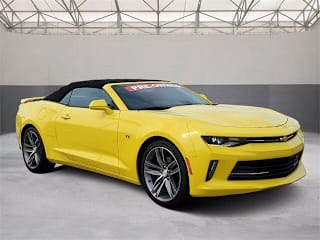 2018 Chevrolet Camaro LT 1G1FB3DS2J0157749 2018 Chevrolet Camaro LT
