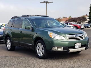2010 Subaru Outback 2.5i Limited 4S4BRBKCXA3331133 2010 Subaru Outback 2.5i Limited