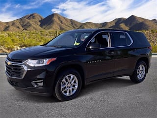 2019 Chevrolet Traverse LS 1GNERFKW5KJ188941 2019 Chevrolet Traverse LS