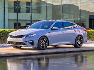 2019 Kia Optima S 5XXGT4L32KG304760 2019 Kia Optima S