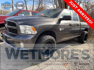 2018 Ram Pickup 1500 1C6RR7FG1JS269261 2018 Ram Pickup 1500