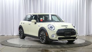2020 MINI Hardtop 4 Door WMWXU9C08L2M11333 2020 MINI Hardtop 4 Door