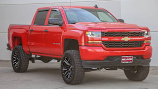 2018 Chevrolet Silverado 1500 Custom 3GCUKPEC1JG168654 2018 Chevrolet Silverado 1500 Custom