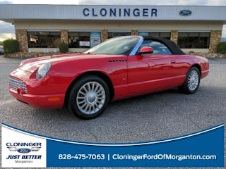 2004 Ford Thunderbird Deluxe 1FAHP60A24Y105372 2004 Ford Thunderbird Deluxe