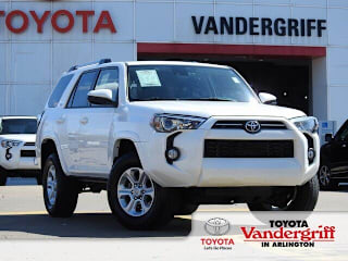 2020 Toyota 4Runner SR5 JTEBU5JR9L5741516 2020 Toyota 4Runner SR5